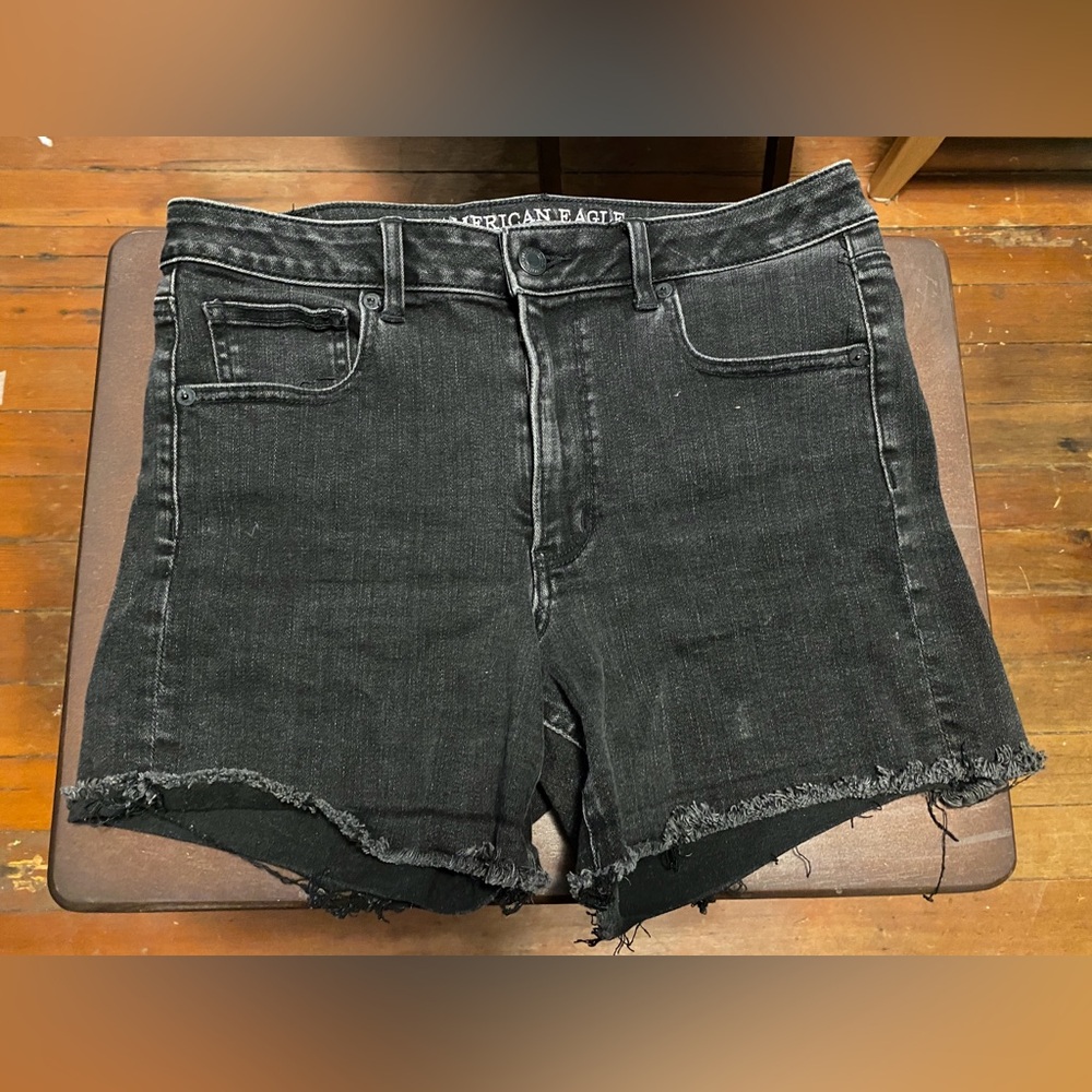 American Eagle Super Hi-Rise Shortie Shorts